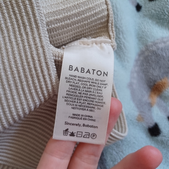NWOT Aritzia Babaton Sculpt Knit Deep V Tank - Picture 12 of 12